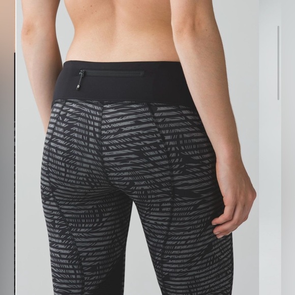 Lululemon Pace Rival Crop - Picture 3 of 7